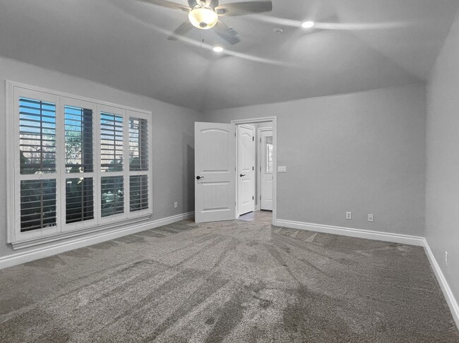 Building Photo - 903 SW 78th St