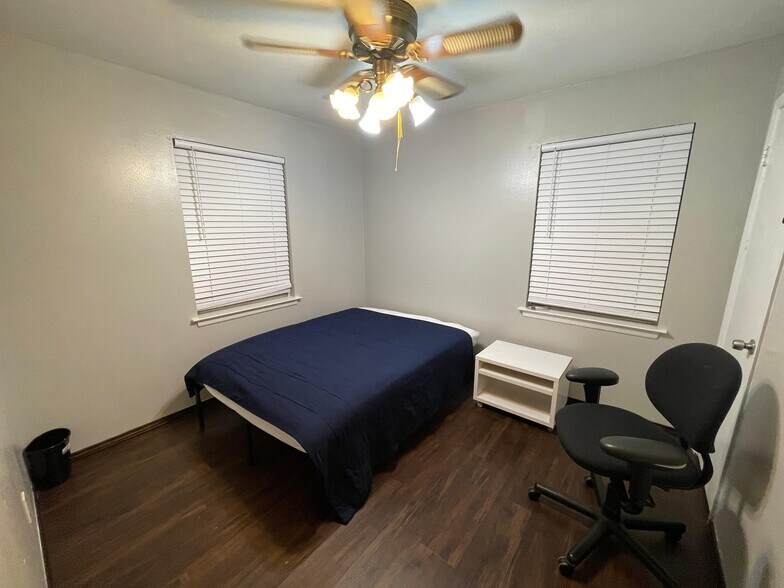 Building Photo - 3817 Titan Trl