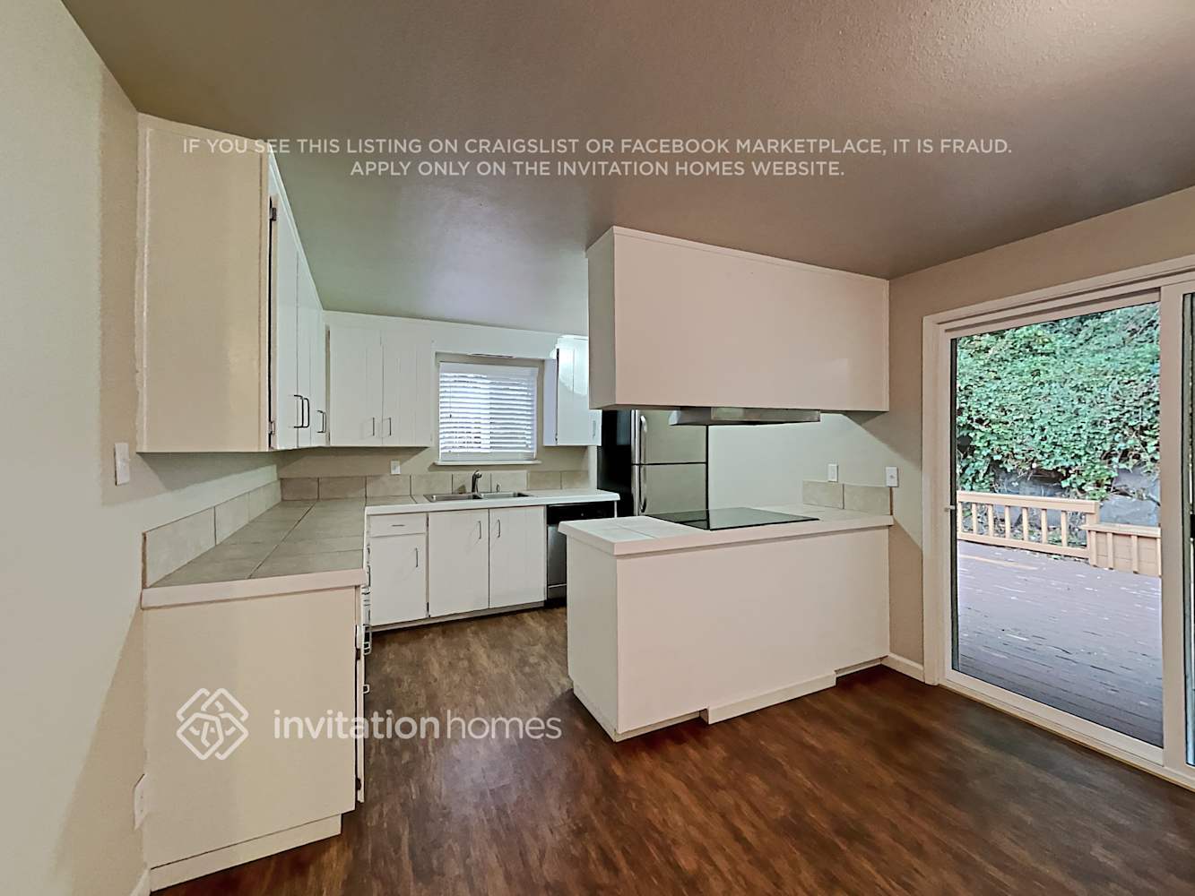 Building Photo - 5149 Bristonwood Dr W