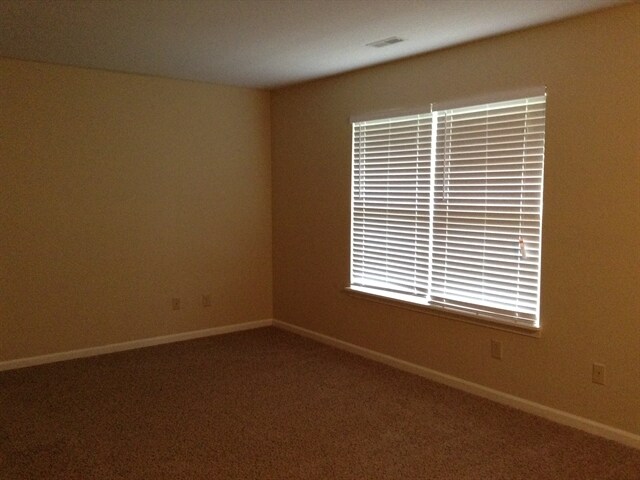 Building Photo - 10534 Aspen Dr