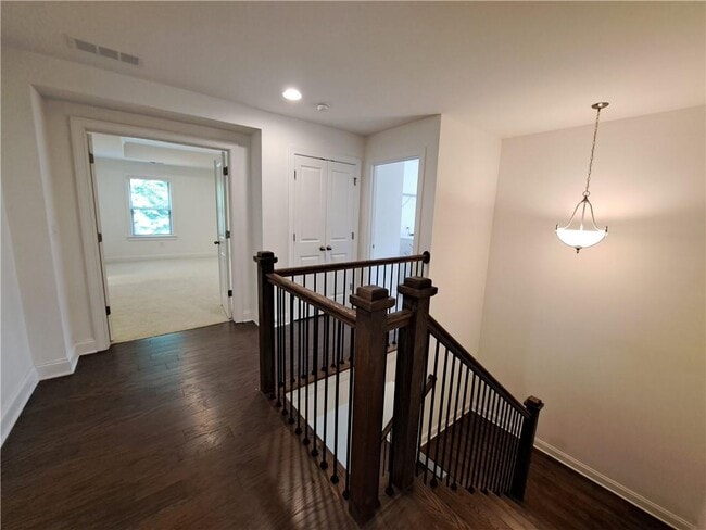 Building Photo - 1104 Hemingford Way