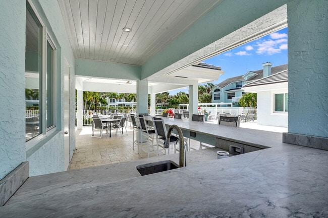 Building Photo - 1805 Mainsail Cir