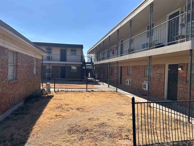 Building Photo - 1314 NW Irwin Ave