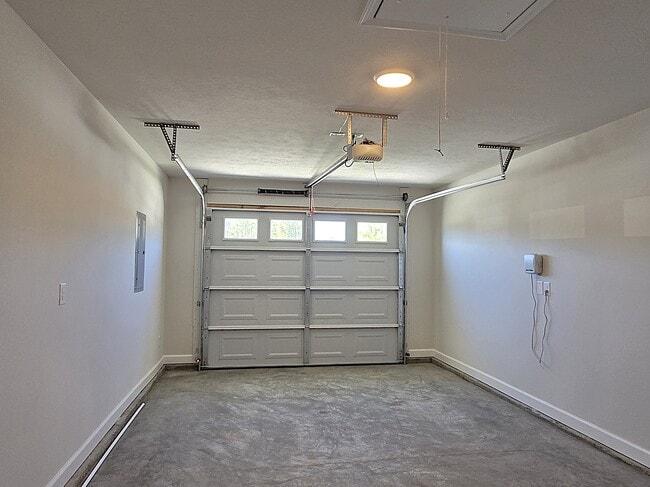 Building Photo - 8043 Bannock Cir