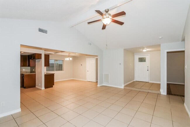 Building Photo - 16938 Worden Ln