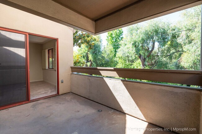 Building Photo - Amazing Downtown Los Gatos Location * One ...