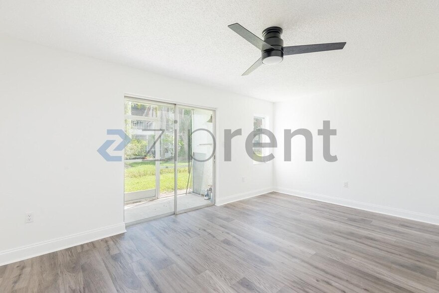 Building Photo - Unit 91