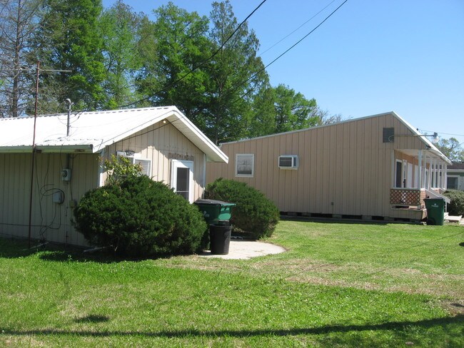 Building Photo - 4129 LA-1