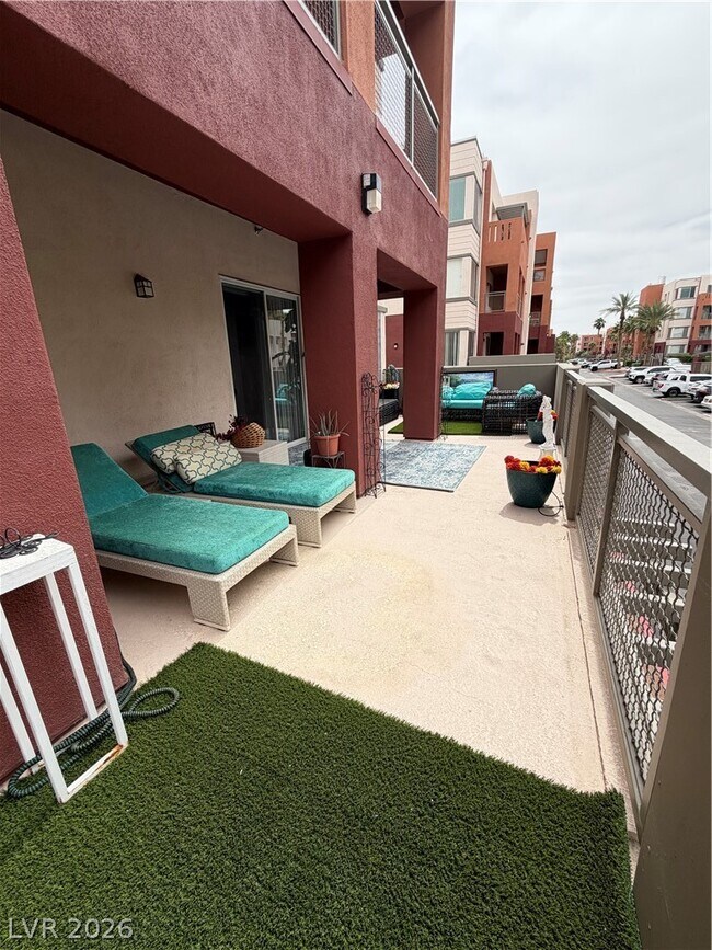 Building Photo - 87 E Agate Ave