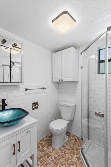 Building Photo - 22777 Jolly Roger Dr