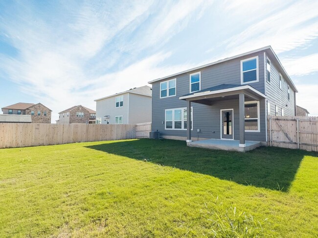 Building Photo - 4-BEDROOM IN WOODSIDE FARMS