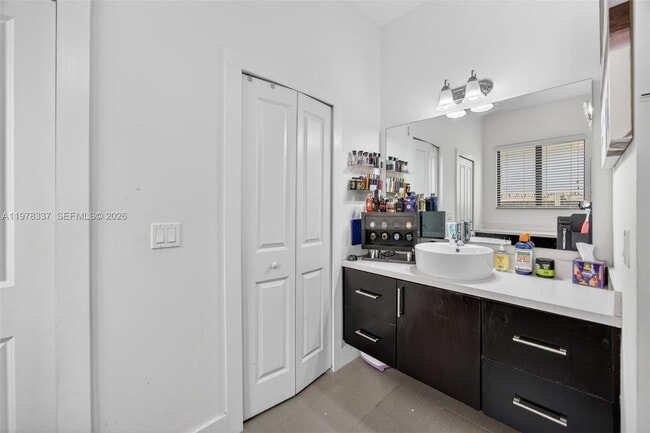 Building Photo - 14541 SW 16th St