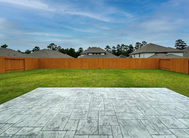 Building Photo - 15216 Tattle Crk Ln