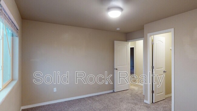 Building Photo - 3821 Reindeer Cir