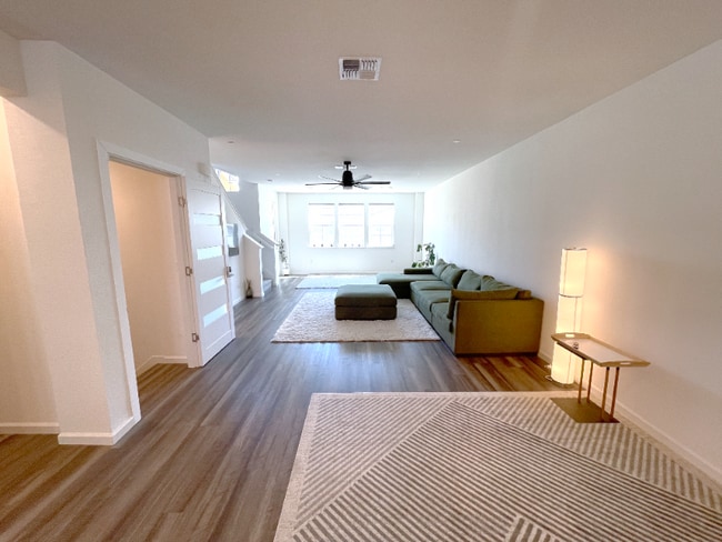 Building Photo - 2947 Nimes Ln