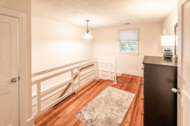 Building Photo - 719 Hayne Avenue