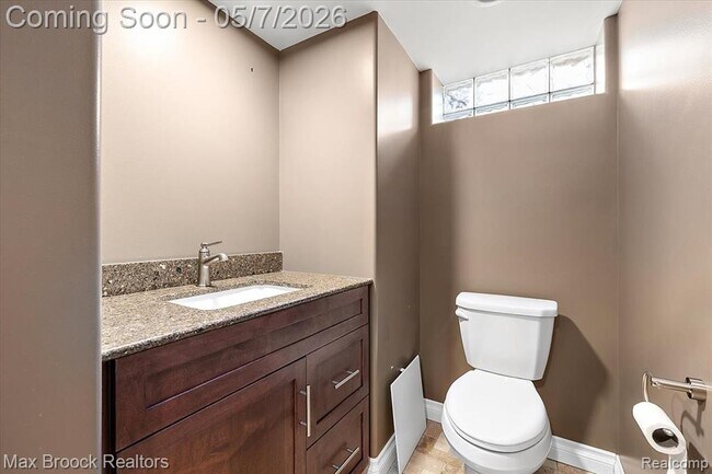 Building Photo - 912 Woodsboro Dr