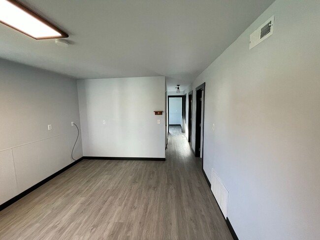 Building Photo - 2320 D Ave