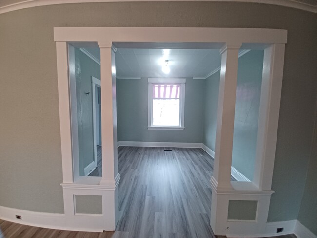 Dining Room Entry - 14 S 2nd St