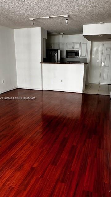 Building Photo - 1155 Brickell Bay Dr