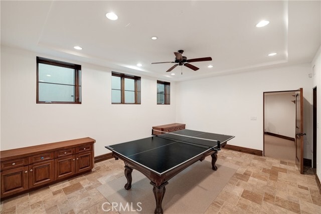 Building Photo - 718 N Poinsettia Ave