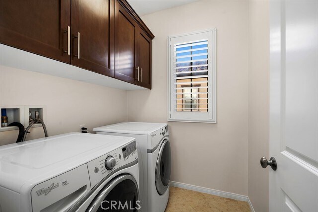 Building Photo - 206 Bancroft