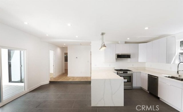 Building Photo - 1426 Elevado St