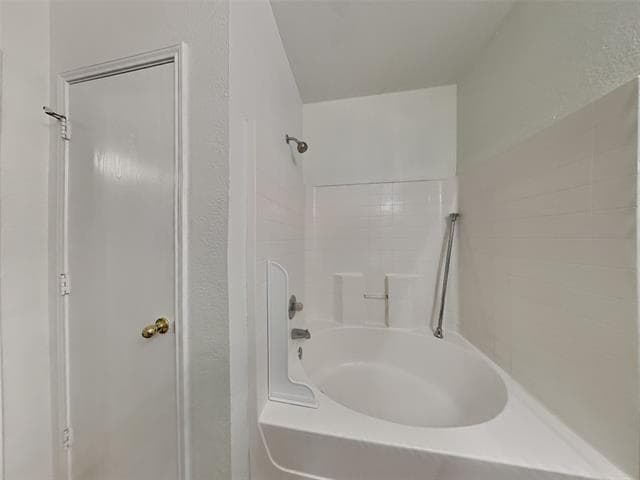 Building Photo - 6401 Downeast Dr