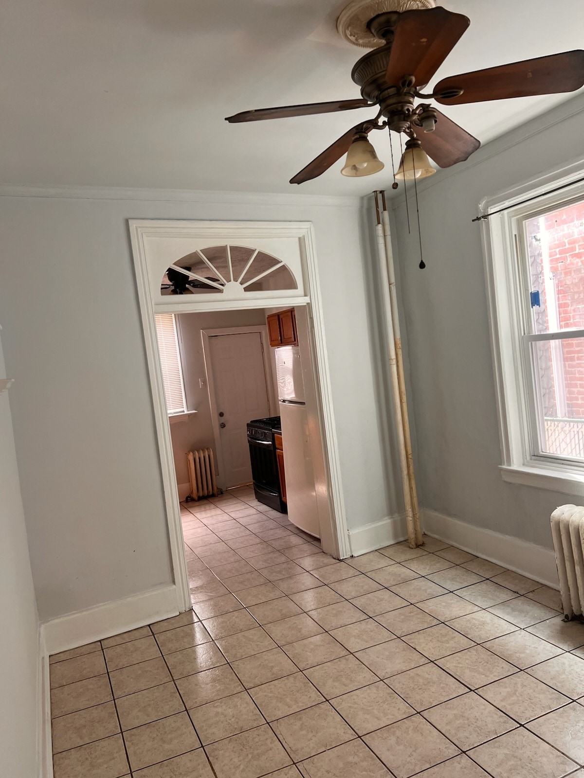 Building Photo - 3647 Frankford Ave