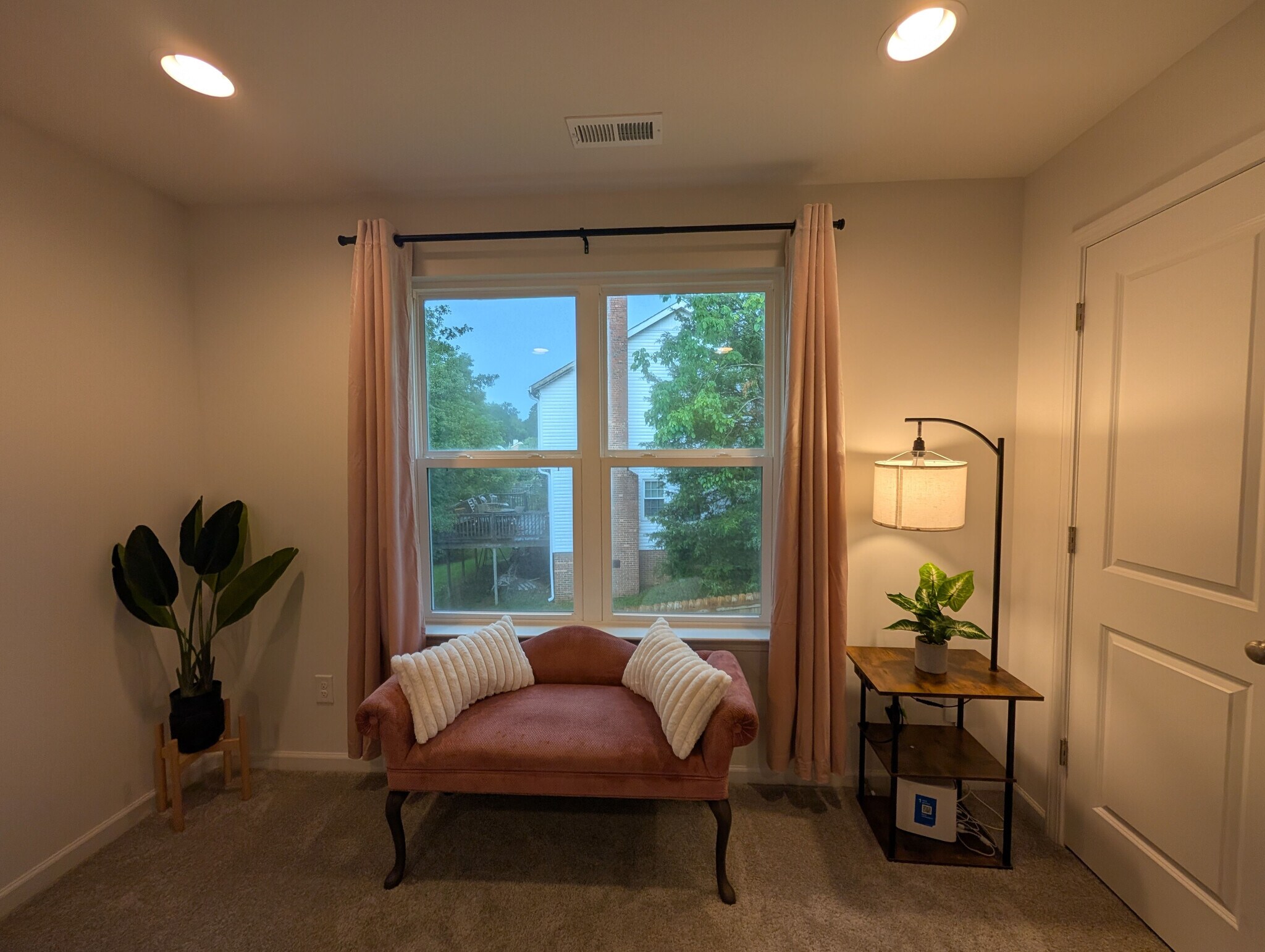 Building Photo - Room in Townhome on Sullins Rd