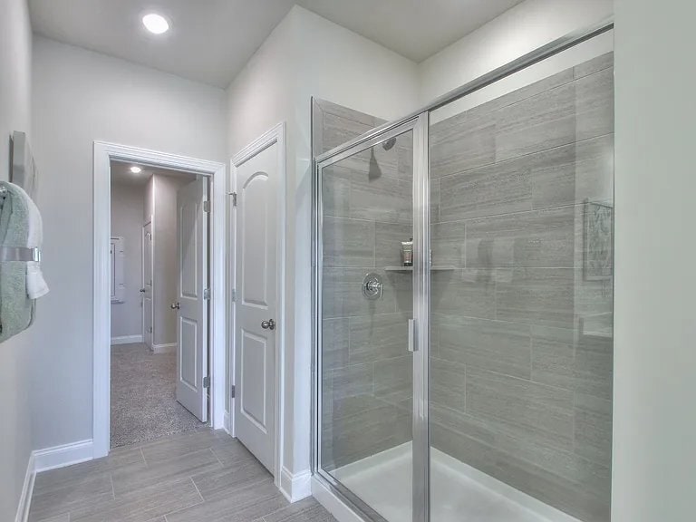 Building Photo - 4718 Oak Point Dr