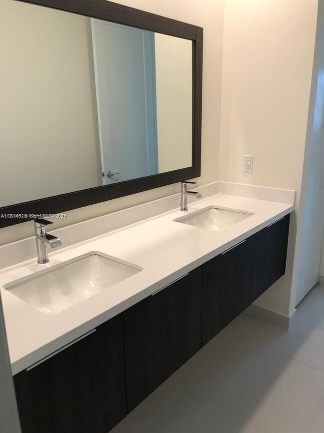 Building Photo - 10226 NW 64th Terrace