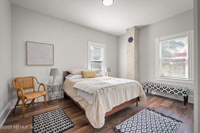 Building Photo - 1946 Redell St