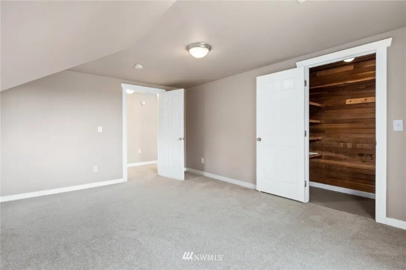 Building Photo - 2190 Washington St