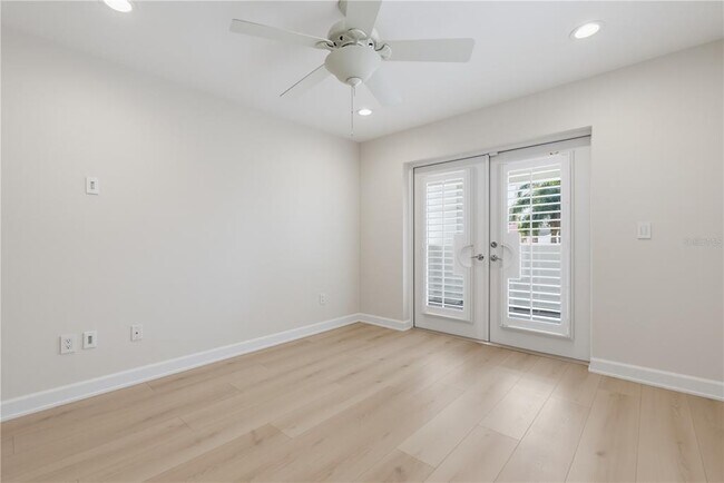 Building Photo - 24 Adalia Ave