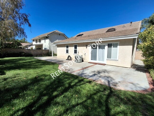 Building Photo - 23910 Clayton Ct