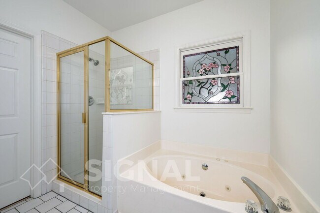 Building Photo - 6019 Mill Creek Dr