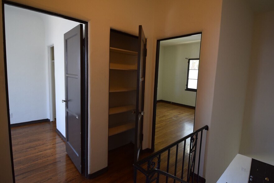 Building Photo - 1417 S Crescent Heights Blvd