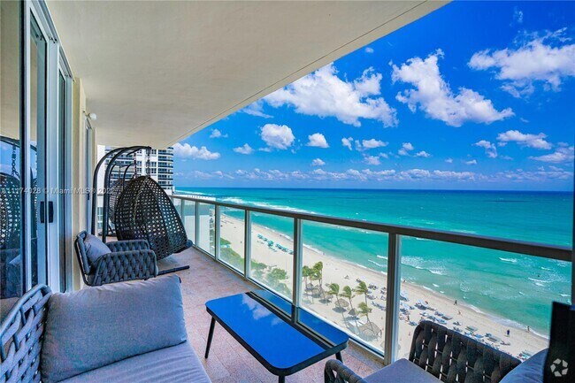 Building Photo - 16699 Collins Ave