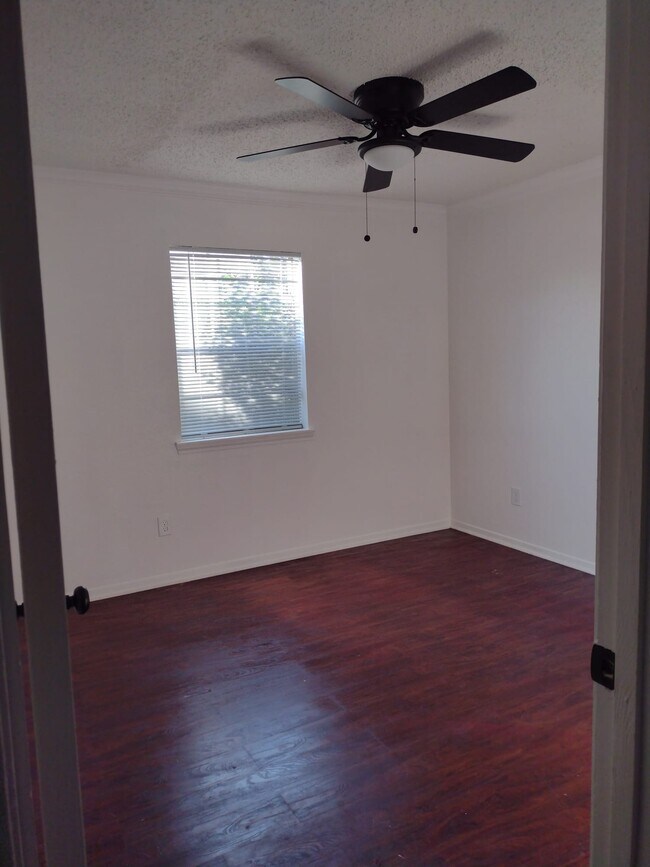 3rd Room - 6432 Bankside Dr