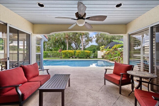 Building Photo - 2216 Las Casitas Dr