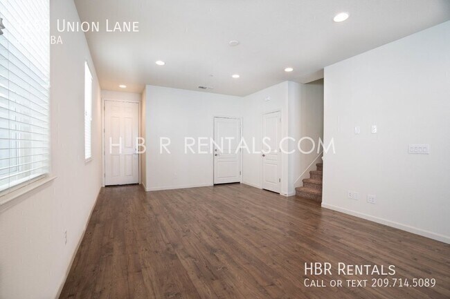 Building Photo - 1653 Union Ln