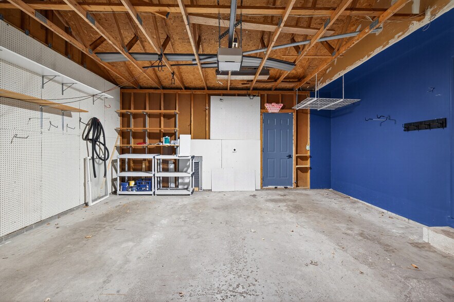 Garage - 2680 Brittany Ln