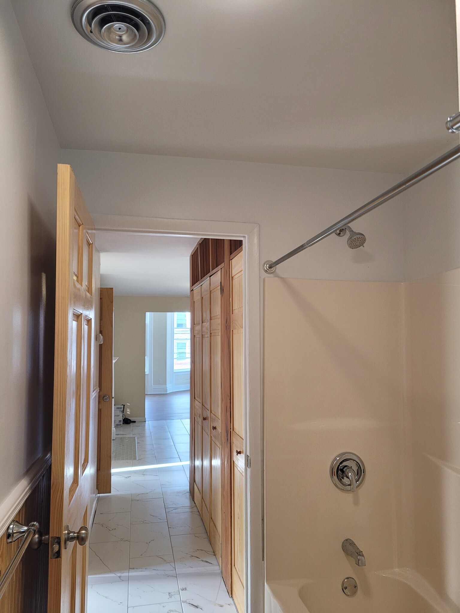 Bathroom - 4 115th St