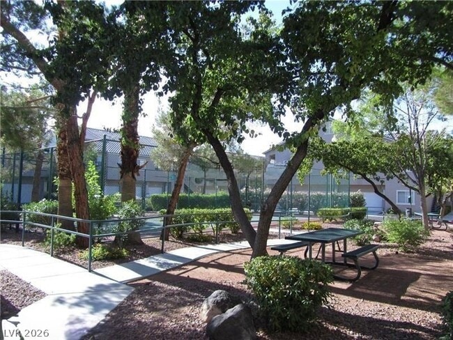 Building Photo - 2053 Quarry Ridge St