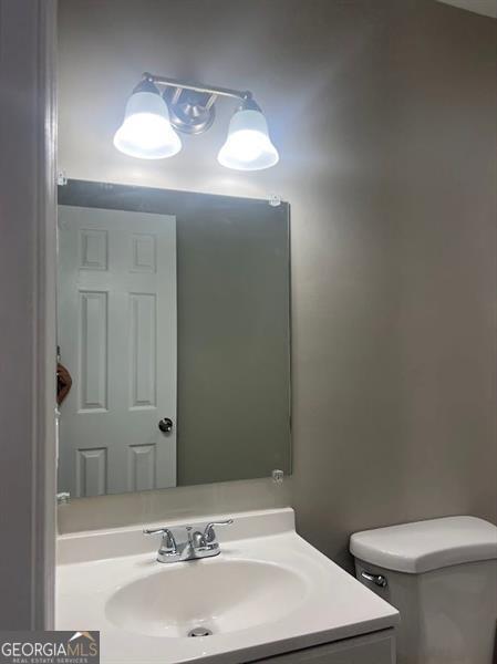 Building Photo - 1996 Chestnut Log Dr