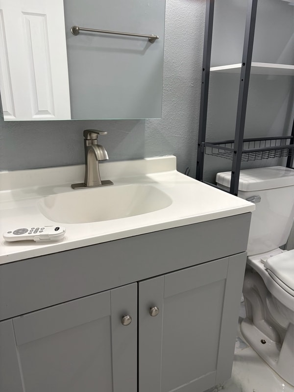 Building Photo - 1484 Van Delia Rd