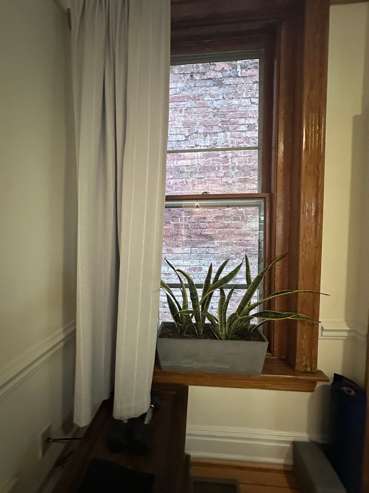 Building Photo - 2329 W Grace St