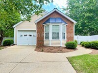 Building Photo - 725 Avening Ct