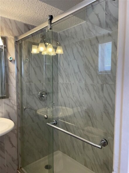 Building Photo - 4321 Hazard St